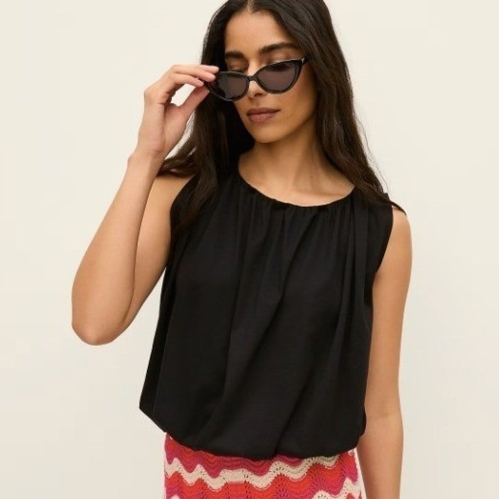 Ann Taylor Black Cropped Bubble Hem Gathered Neck Sleeveless Top | Size S